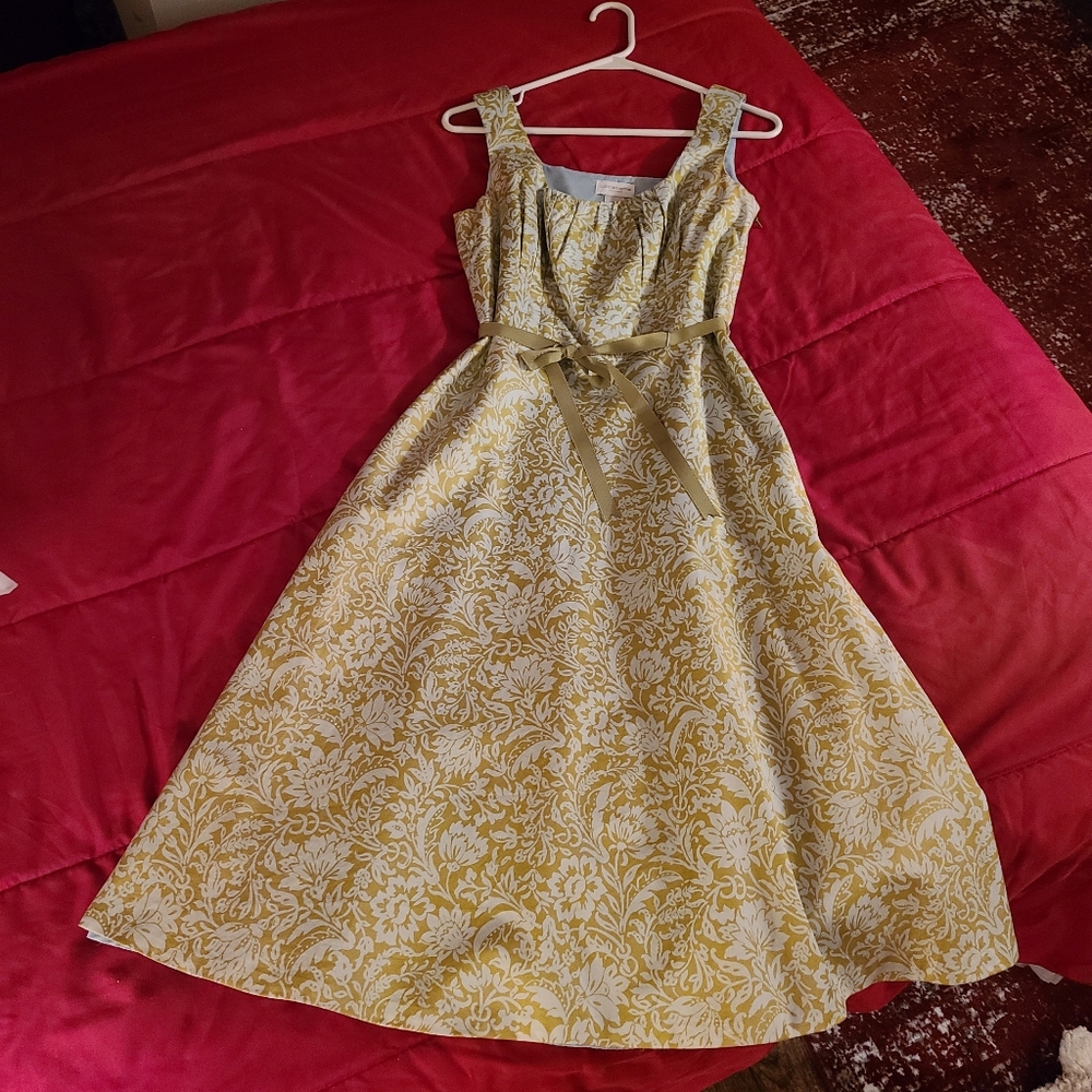Liz Claiborne White and Yellow Floral Midi Dress with Waist Tie